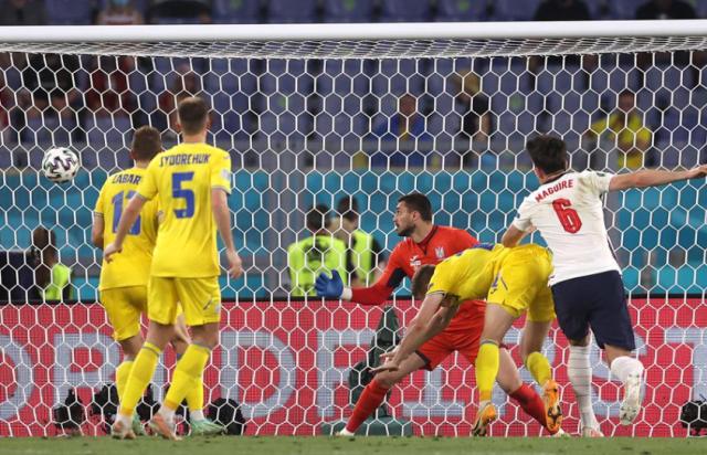 500彩票网体育机构-英格兰定位球神奇不再？索帅可能在为决战憋大招！